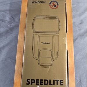 Yongnuo YN560 IV YN560IV Speedlite 2.4G Wireless Radio Master Slave Flash NIB